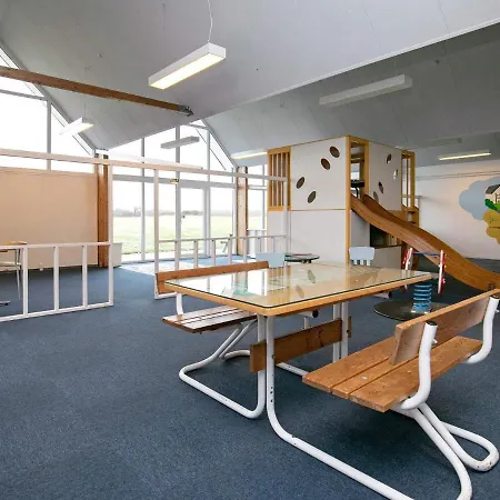 Xcix Apartment